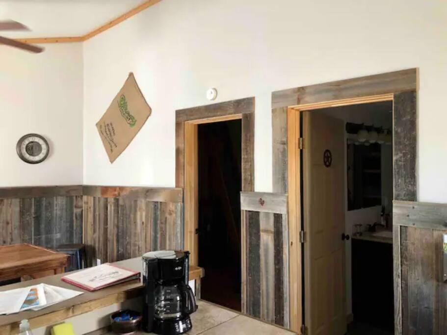Cottonwood Creek Cabins - Alpine, Tx Luaran gambar