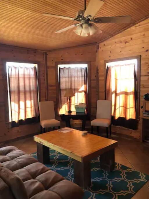 Cottonwood Creek Cabins - Alpine, Tx Luaran gambar