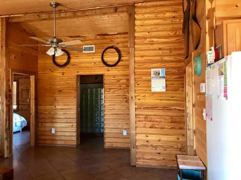 Cottonwood Creek Cabins - Alpine, Tx Luaran gambar