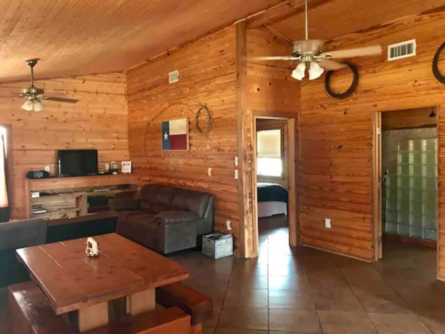 Cottonwood Creek Cabins - Alpine, Tx Luaran gambar